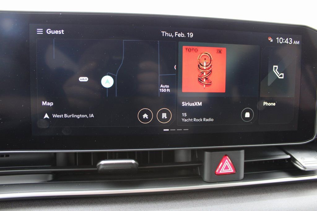 New 2026 Kia Carnival EX FWD image 31