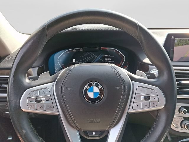 Used 2022 BMW 750i xDrive AWD/4WD image 23