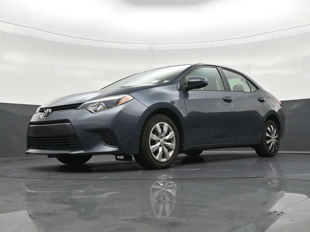 Used 2015 Toyota Corolla LE FWD image 23