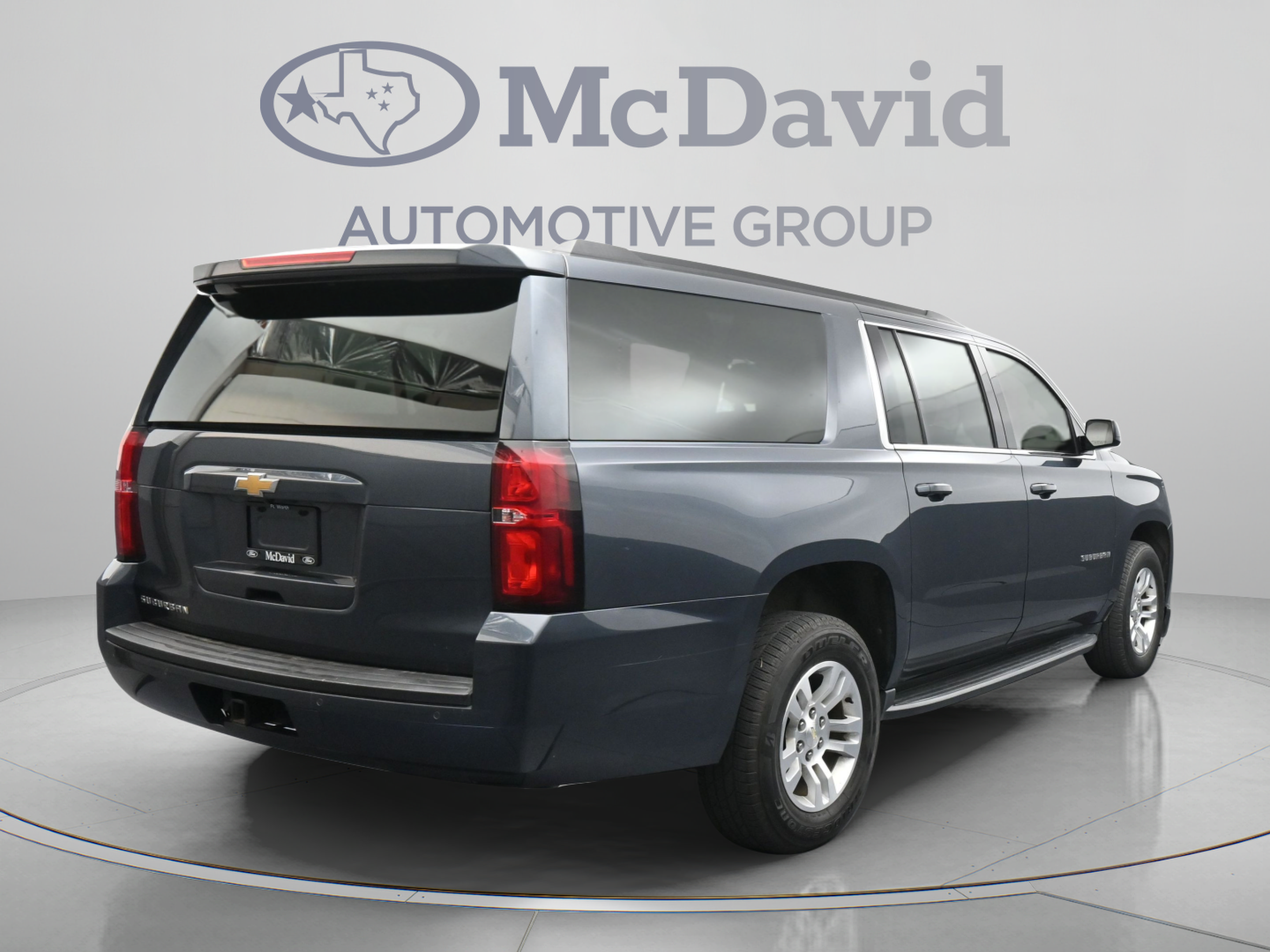 Used 2020 Chevrolet Suburban LS RWD image 8
