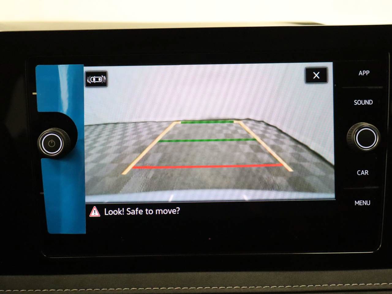 New 2026 Volkswagen Taos SE FWD image 12