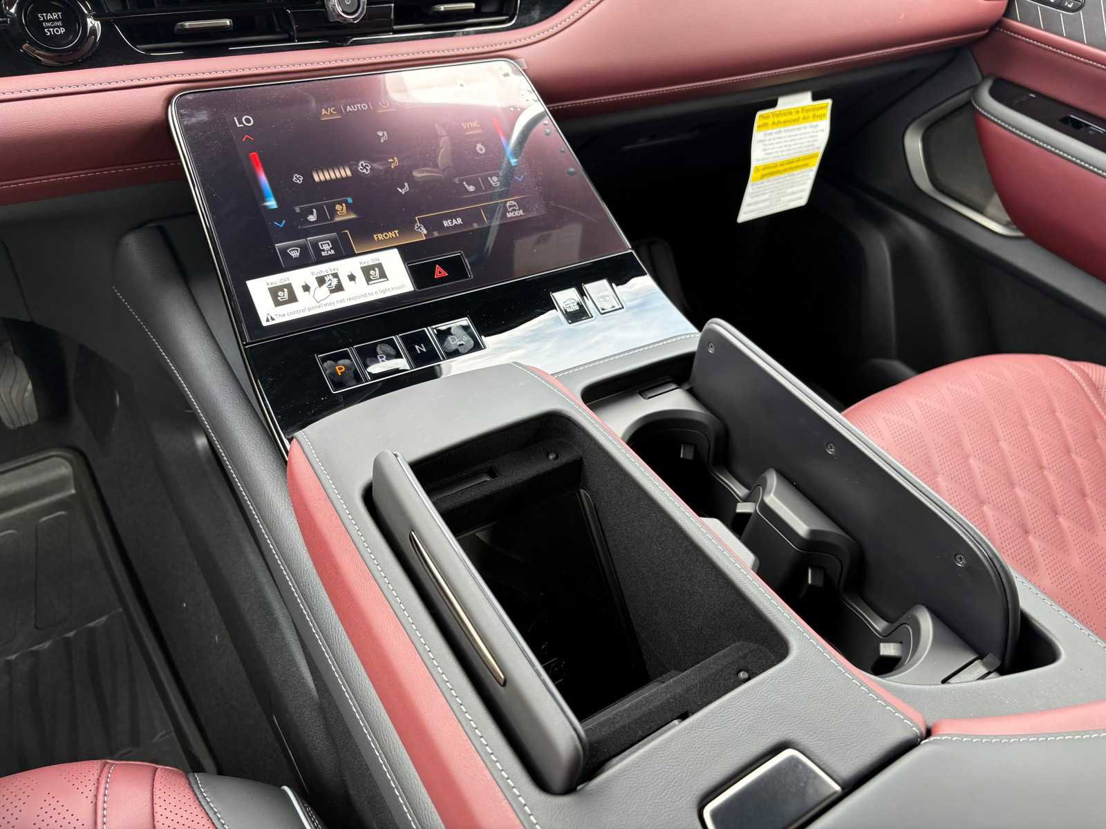 New 2026 INFINITI QX80 Autograph w/ Premium Cargo Package image 16