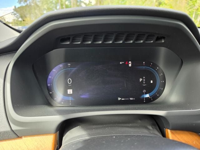 Used 2024 Volvo XC90 B5 Plus AWD/4WD image 6