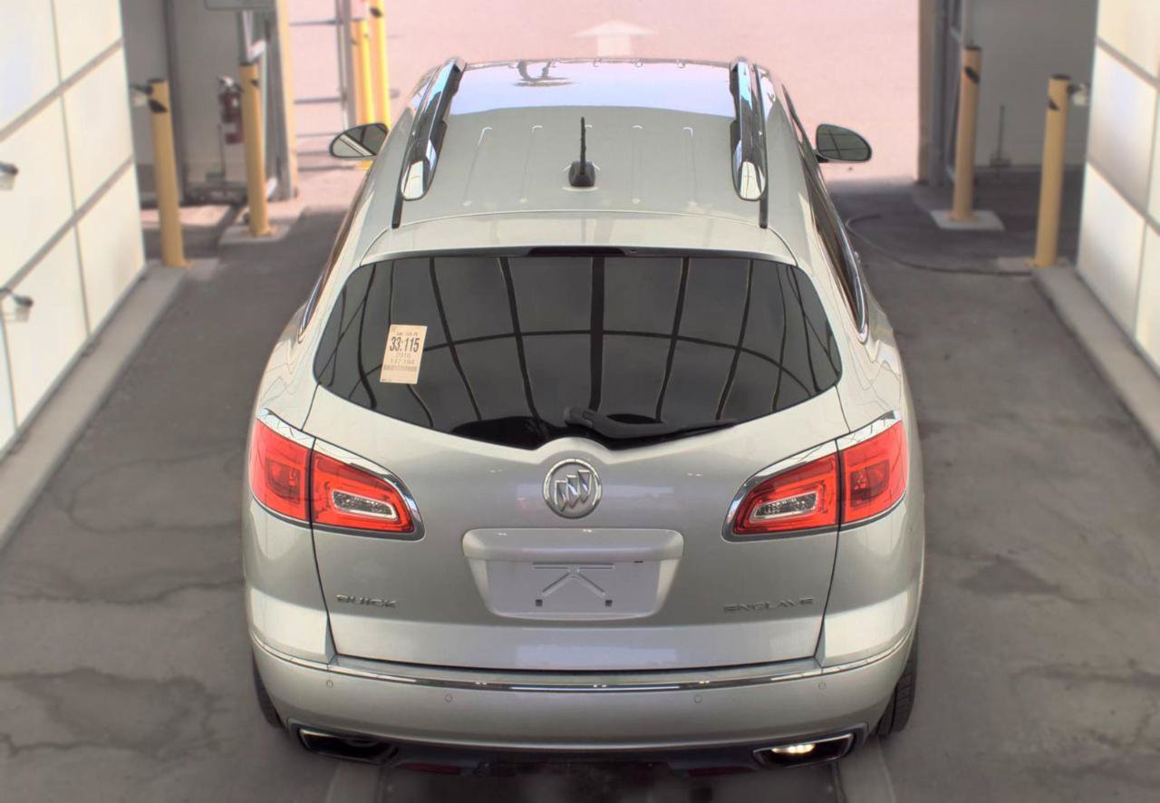 Used 2016 Buick Enclave Convenience FWD image 5