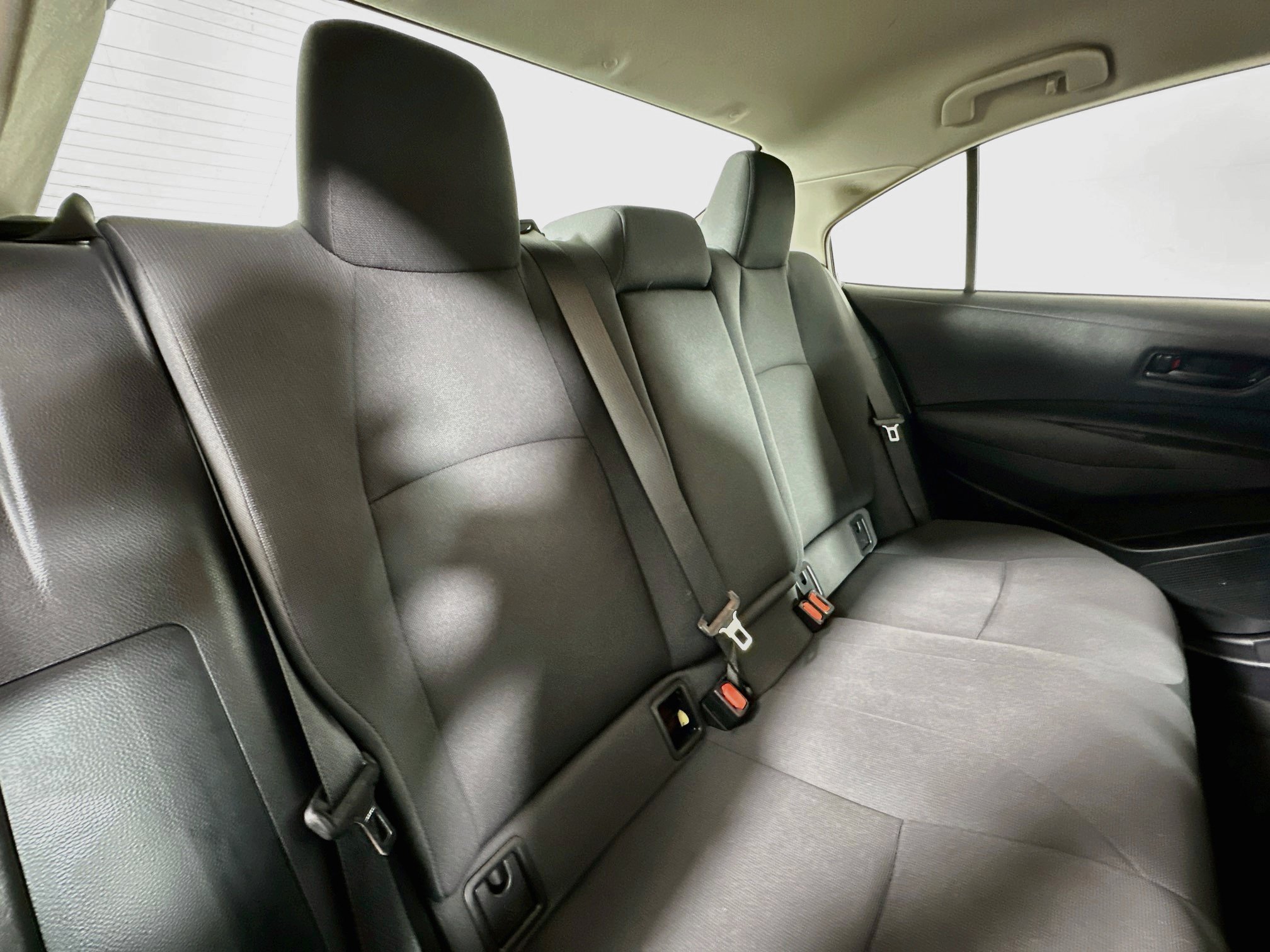 Certified 2022 Toyota Corolla LE w/ Carpet Mat Package (TMS) FWD image 24