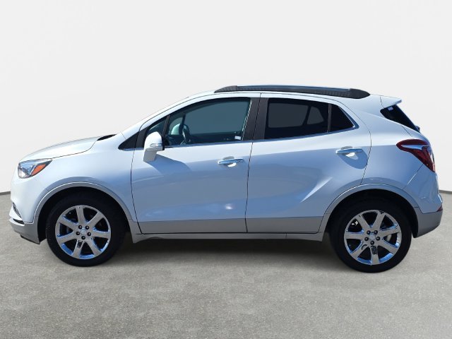Used 2018 Buick Encore Essence w/ Experience Buick Package FWD image 8