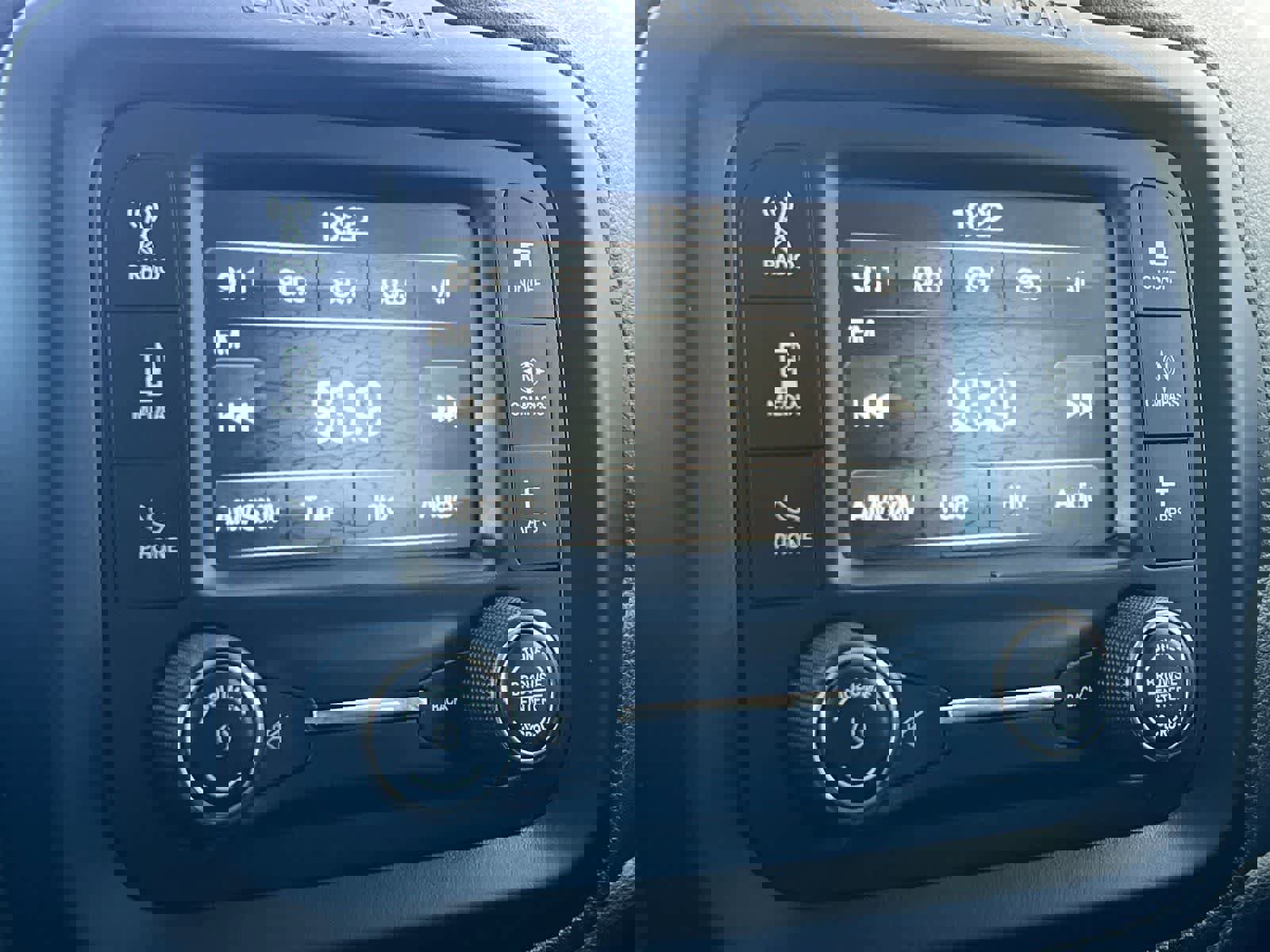 Used 2016 Jeep Renegade Trailhawk image 19