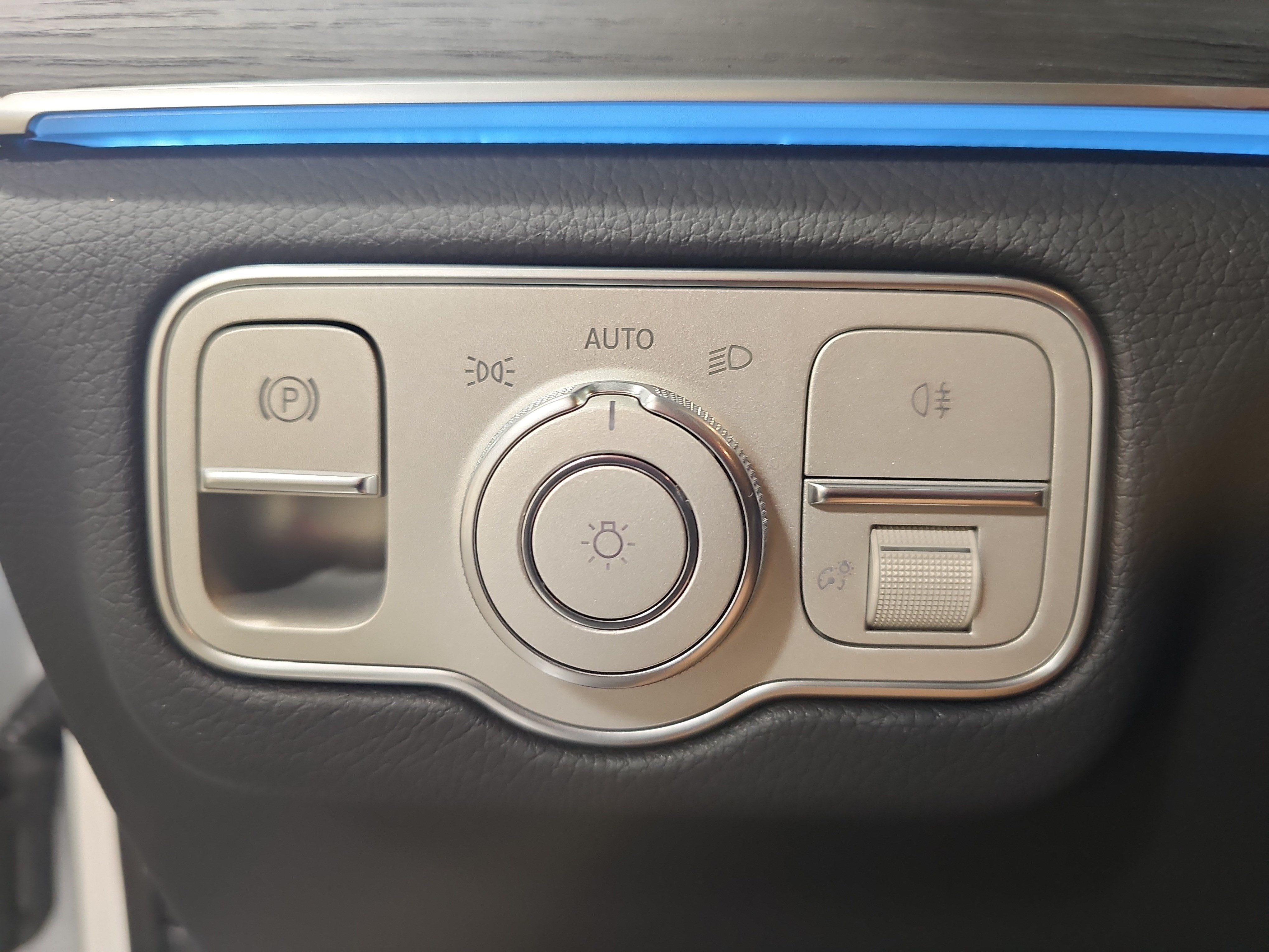 New 2026 Mercedes-Benz GLS 450 4MATIC image 28