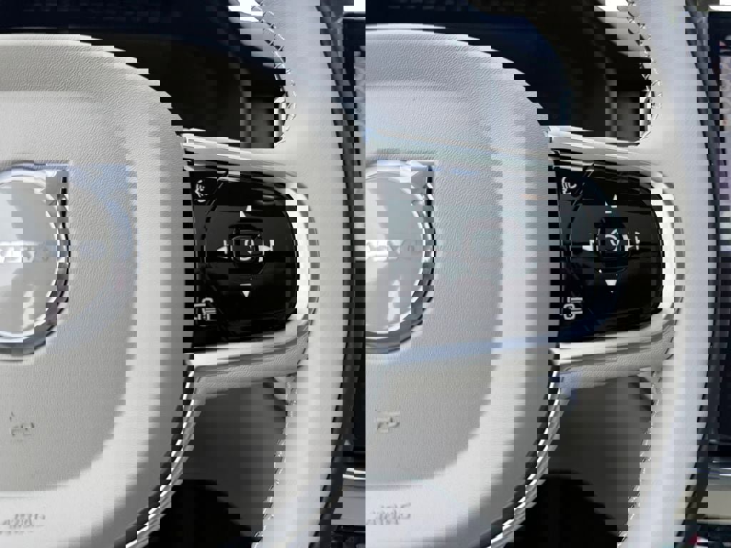 New 2026 Volvo XC90 T8 Ultra w/ Protection Package Premier image 15