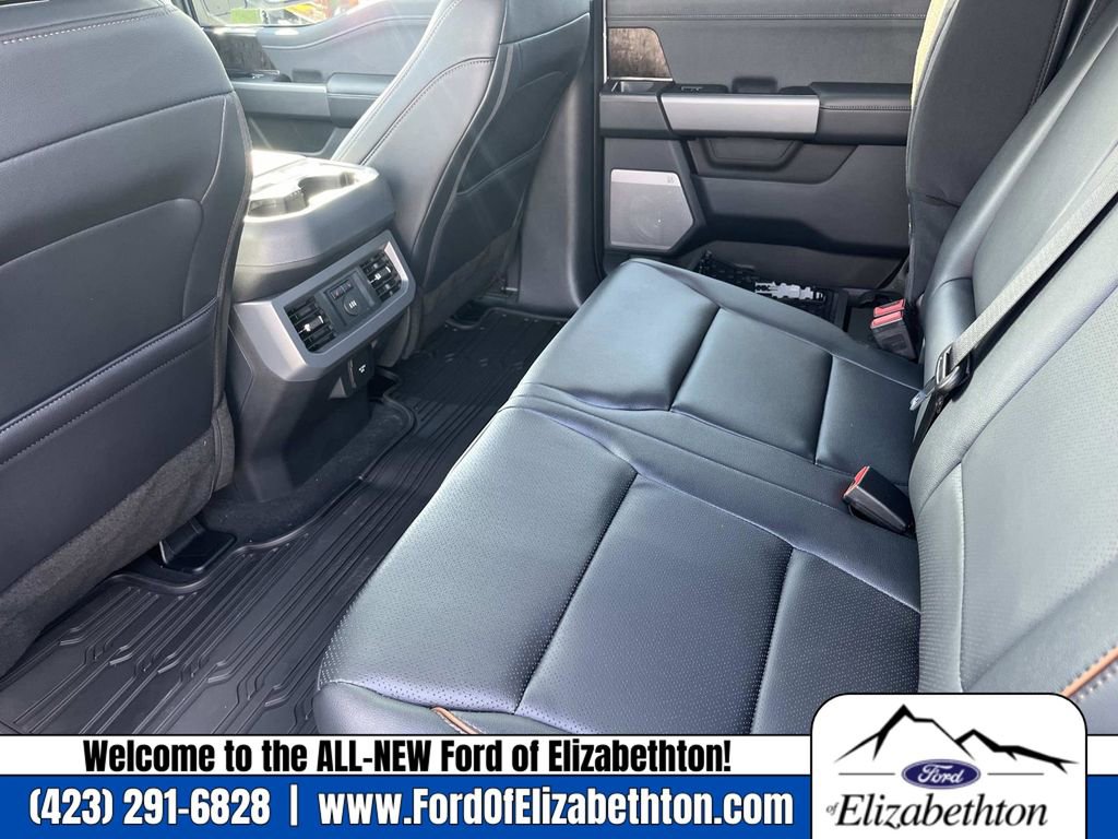 New 2025 Ford F250 Lariat w/ Lariat Ultimate Package image 17