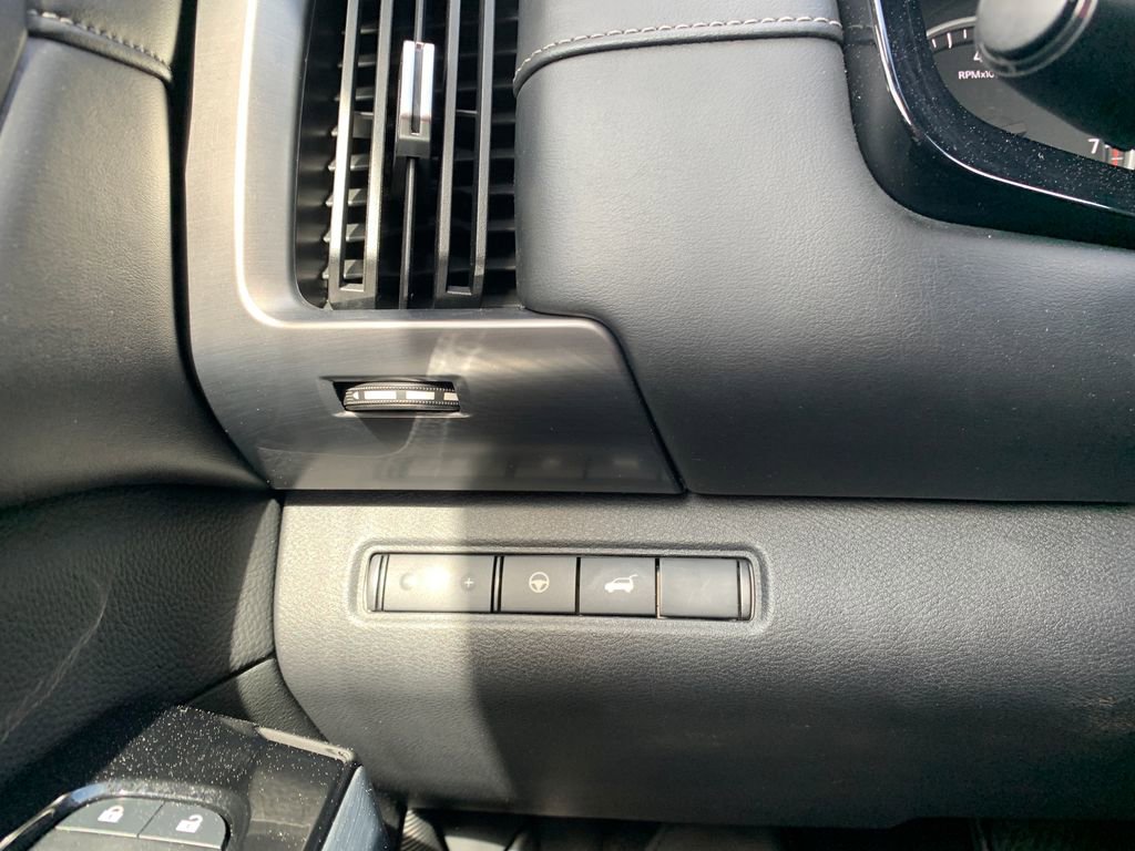 Used 2022 Nissan Pathfinder SL w/ SL Premium Package image 21