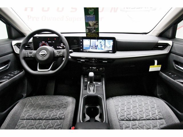 New 2026 Nissan Kicks SV FWD image 7