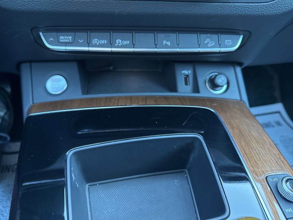 Used 2024 Audi Q5 2.0T Premium image 18