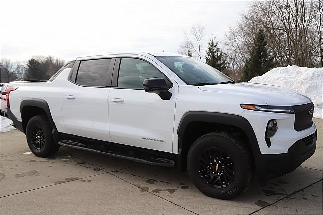 New 2024 Chevrolet Silverado EV W/T AWD/4WD image 8