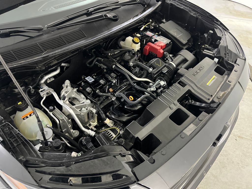 Used 2025 Nissan Kicks SV image 10