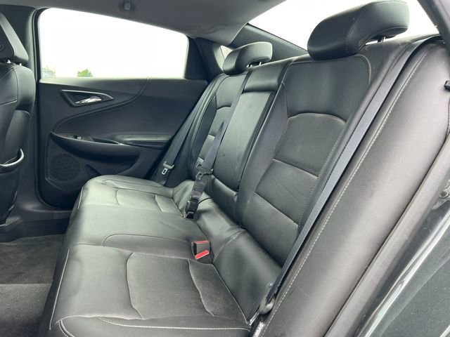 Used 2017 Chevrolet Malibu Premier image 3