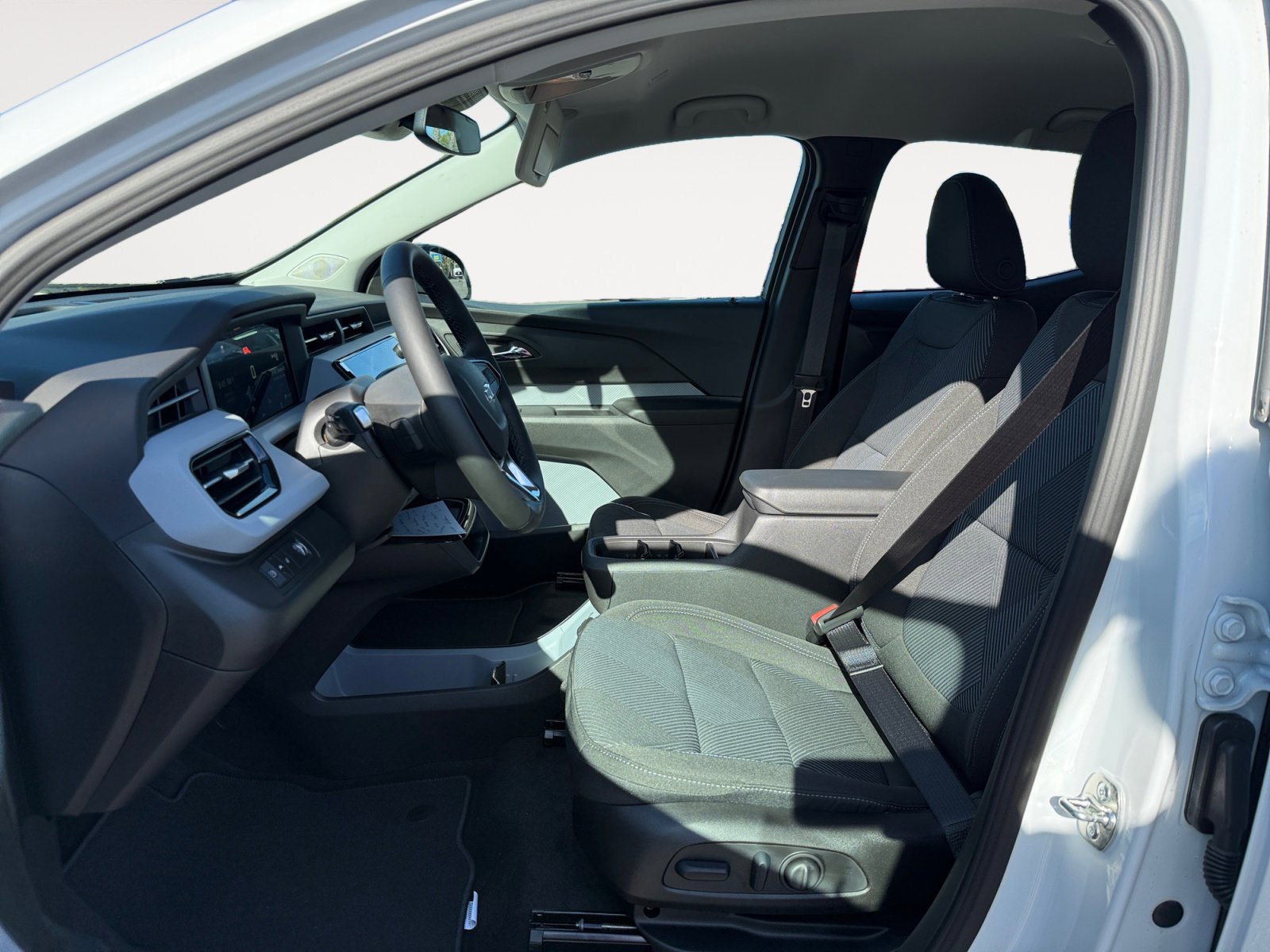 New 2027 Chevrolet Bolt LT image 10