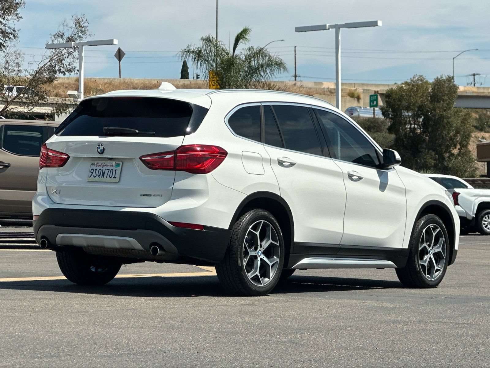 Used 2019 BMW X1 sDrive28i w/ Convenience Package FWD image 5