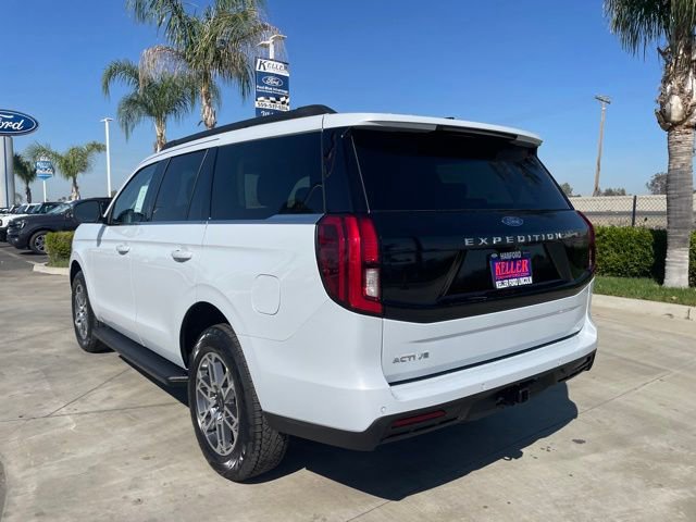 New 2026 Ford Expedition Active image 3