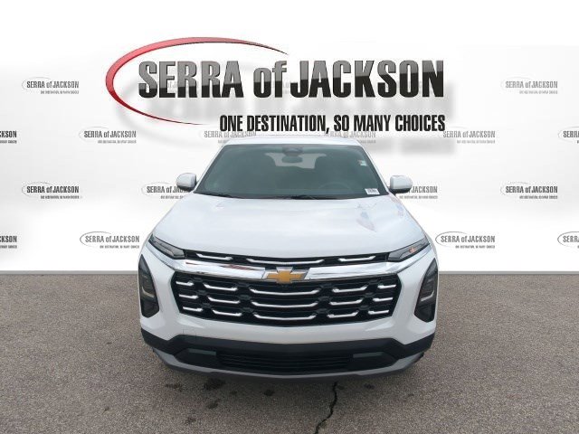 Used 2026 Chevrolet Equinox LT w/ Convenience Package II image 3
