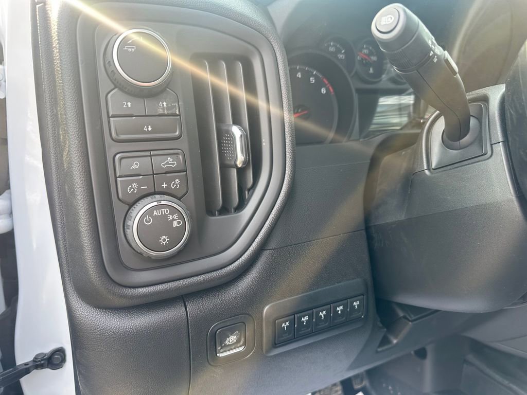 New 2026 Chevrolet Silverado 3500 W/T w/ WT Convenience Package AWD/4WD image 9
