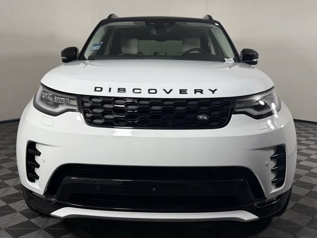 Certified 2025 Land Rover Discovery Dynamic SE AWD/4WD image 13