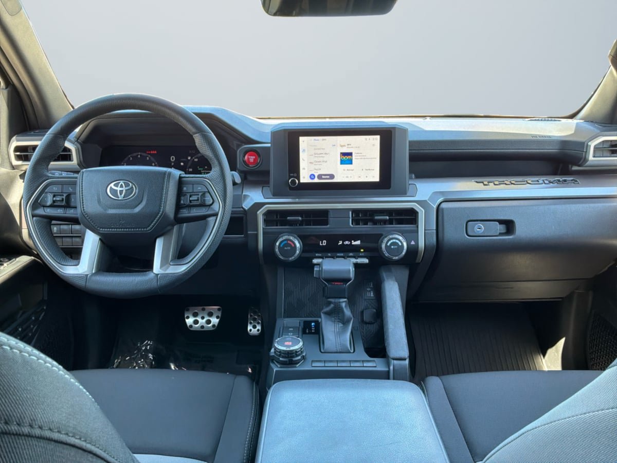 Used 2025 Toyota Tacoma TRD Sport AWD/4WD image 10