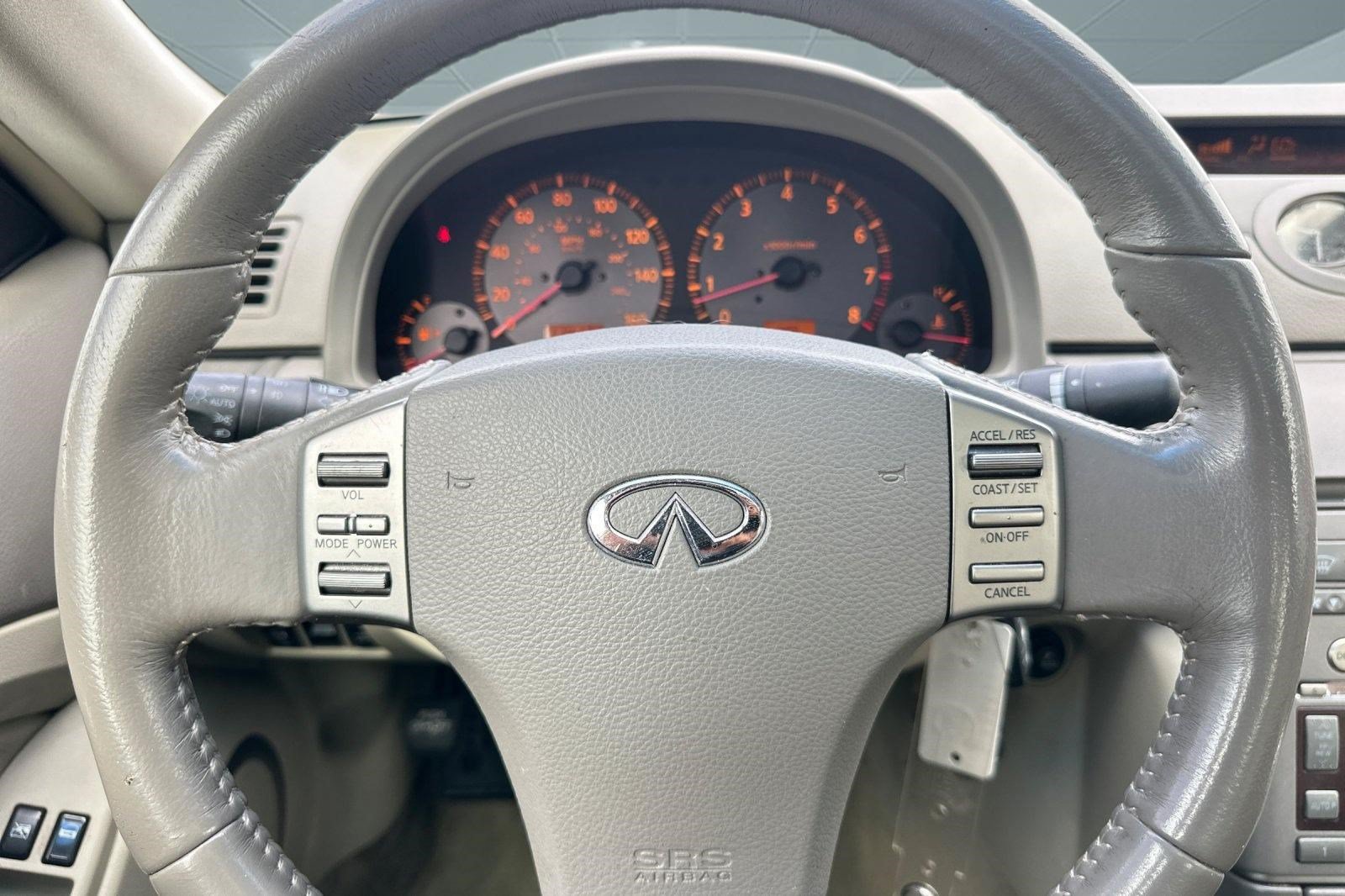 Used 2003 INFINITI G35 Coupe w/ Premium Pkg RWD image 11