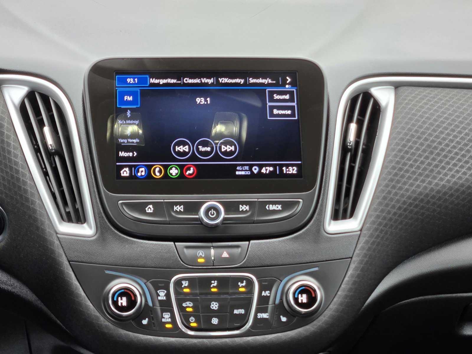 Used 2024 Chevrolet Malibu LT image 10