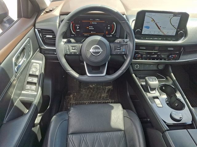 Used 2023 Nissan Rogue Platinum w/ Platinum Premium Package AWD/4WD image 13