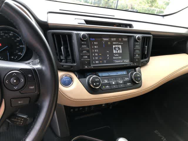 Used 2017 Toyota RAV4 Limited AWD/4WD image 26