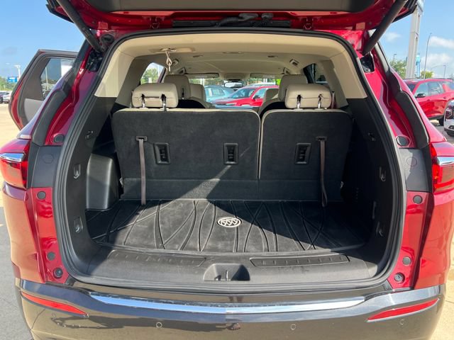 Used 2018 Buick Enclave Essence FWD image 23