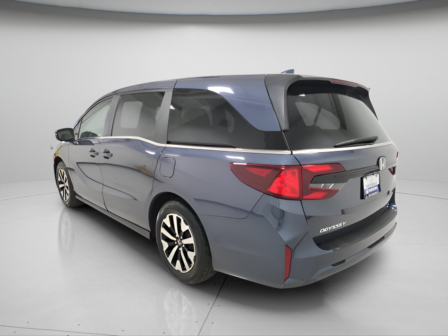 Used 2025 Honda Odyssey EX-L image 5