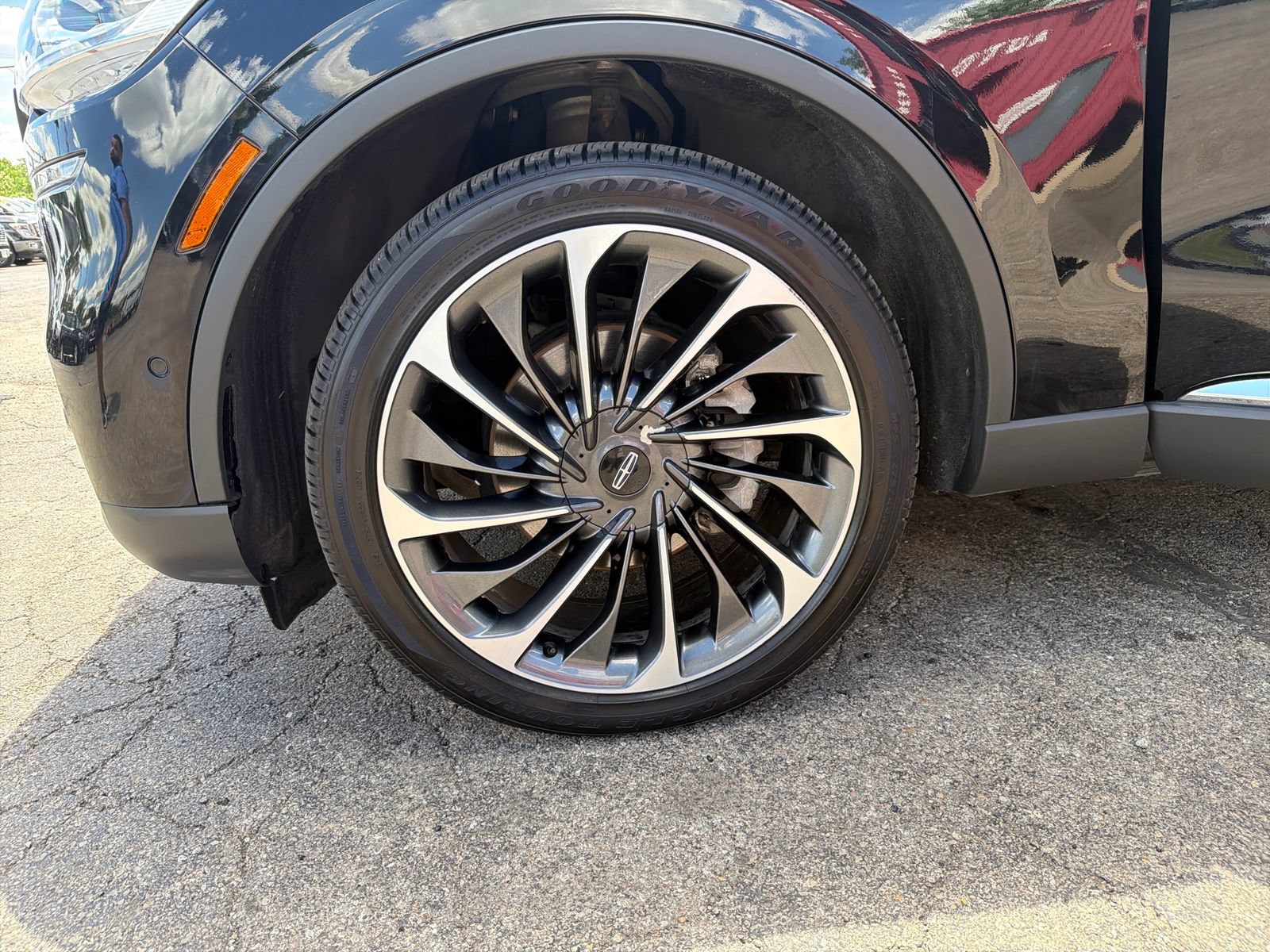Used 2020 Lincoln Aviator Reserve w/ Equipment Group 202A AWD/4WD image 31