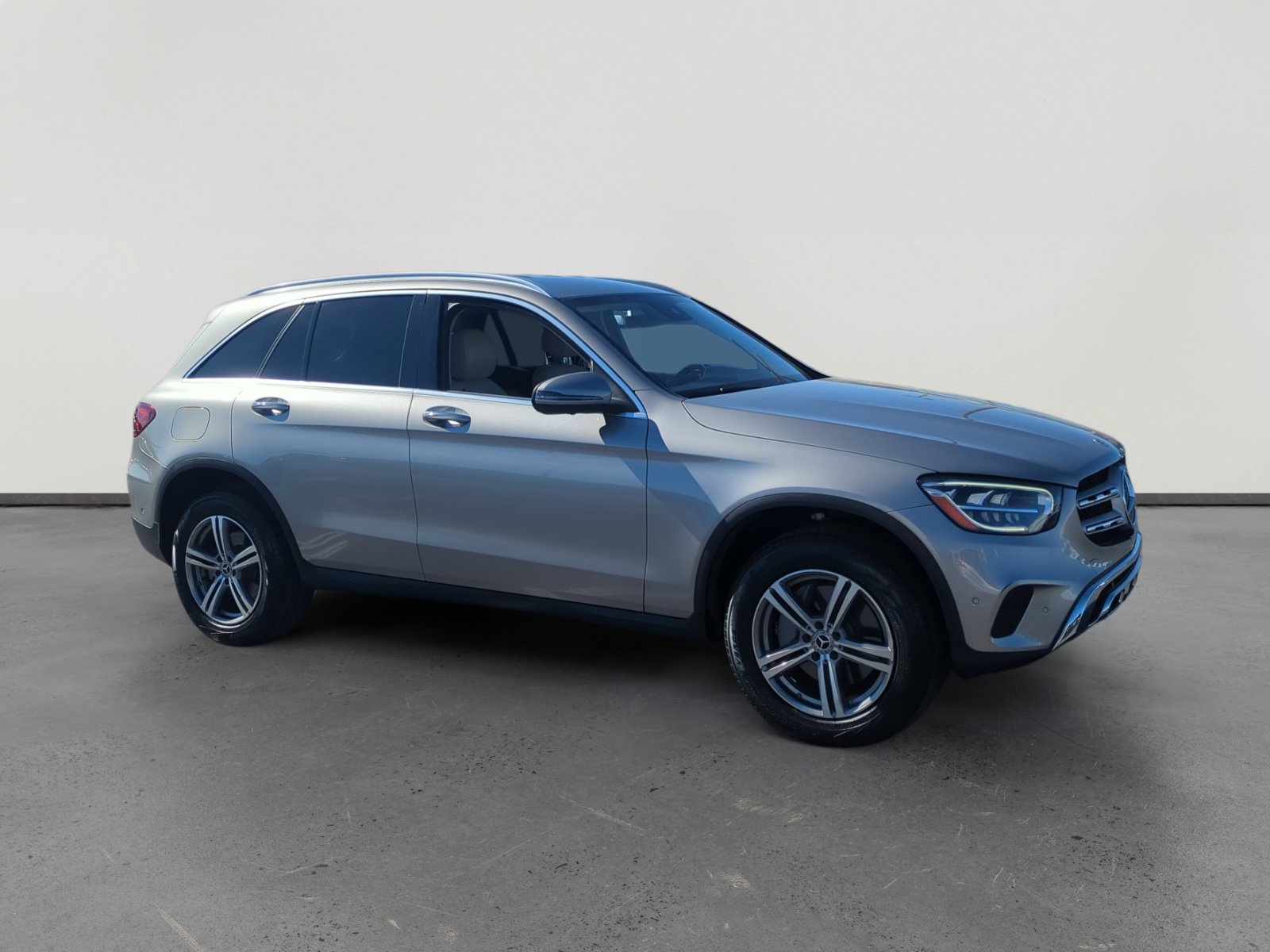 Used 2022 Mercedes-Benz GLC 300 image 7