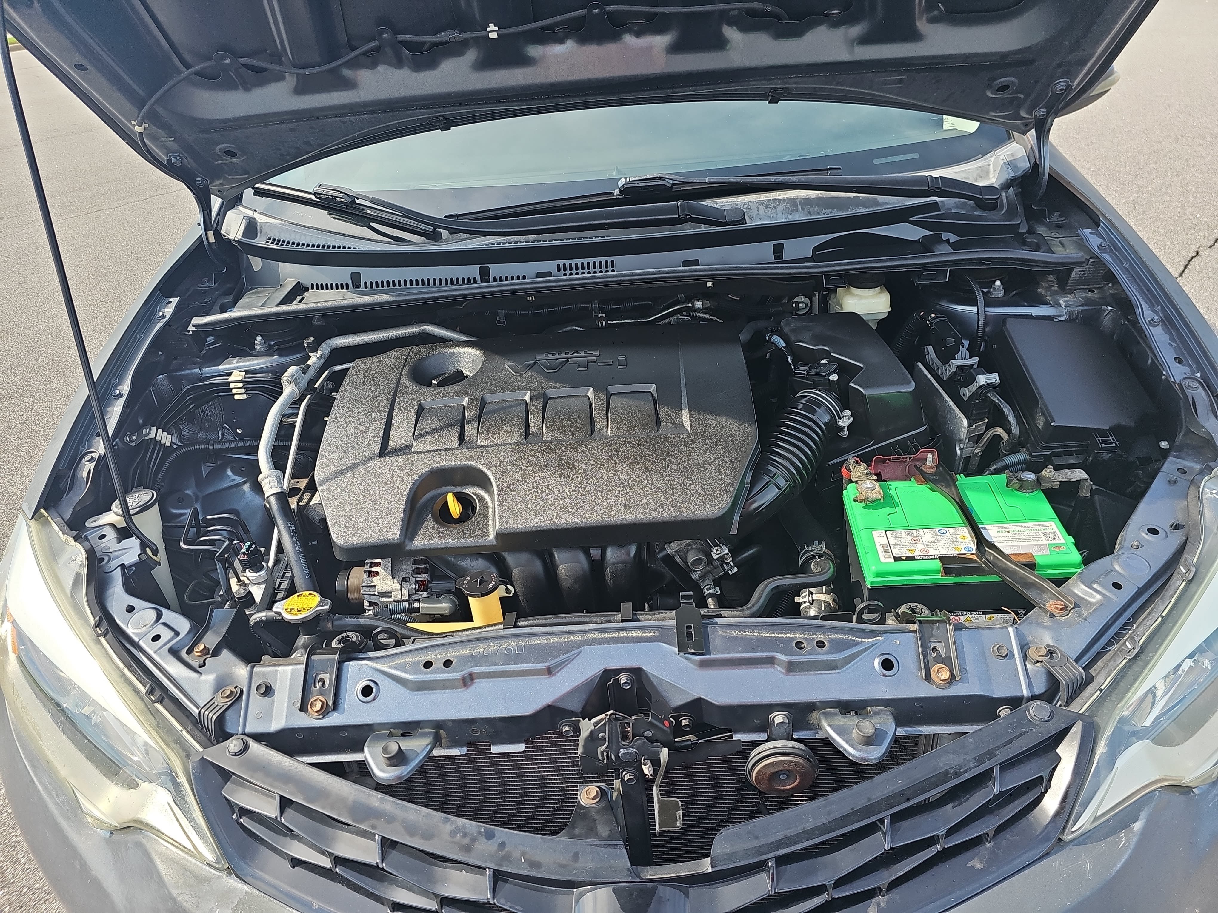 Used 2015 Toyota Corolla S FWD image 26