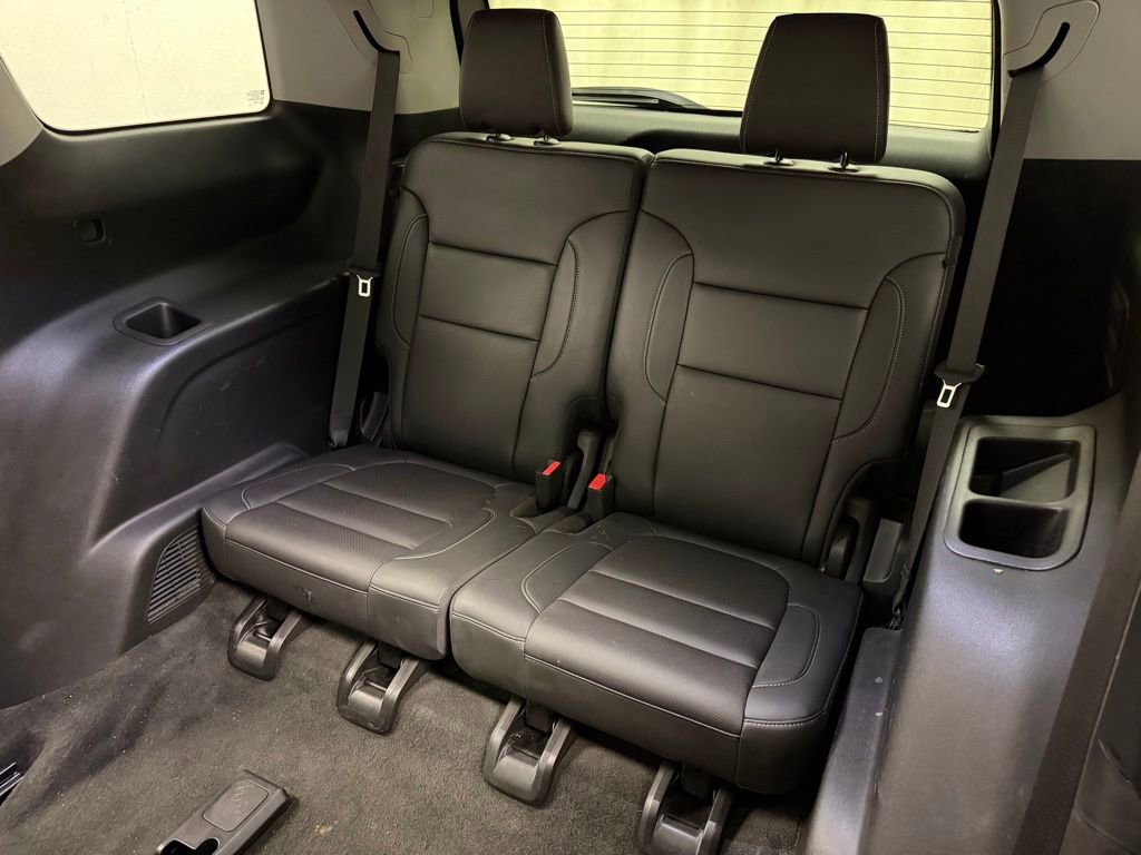Used 2022 GMC Acadia SLT w/ Technology Package image 15