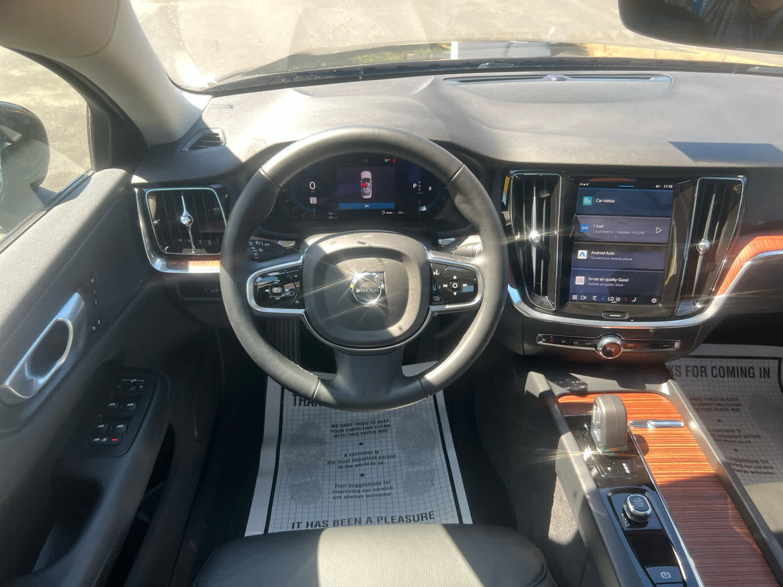 Used 2025 Volvo S60 B5 Plus image 2