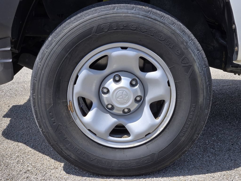 Used 2022 Toyota Tacoma SR RWD image 11