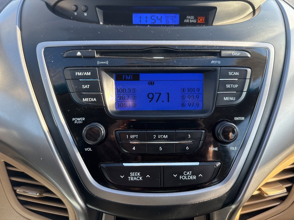 Used 2013 Hyundai Elantra GLS image 35