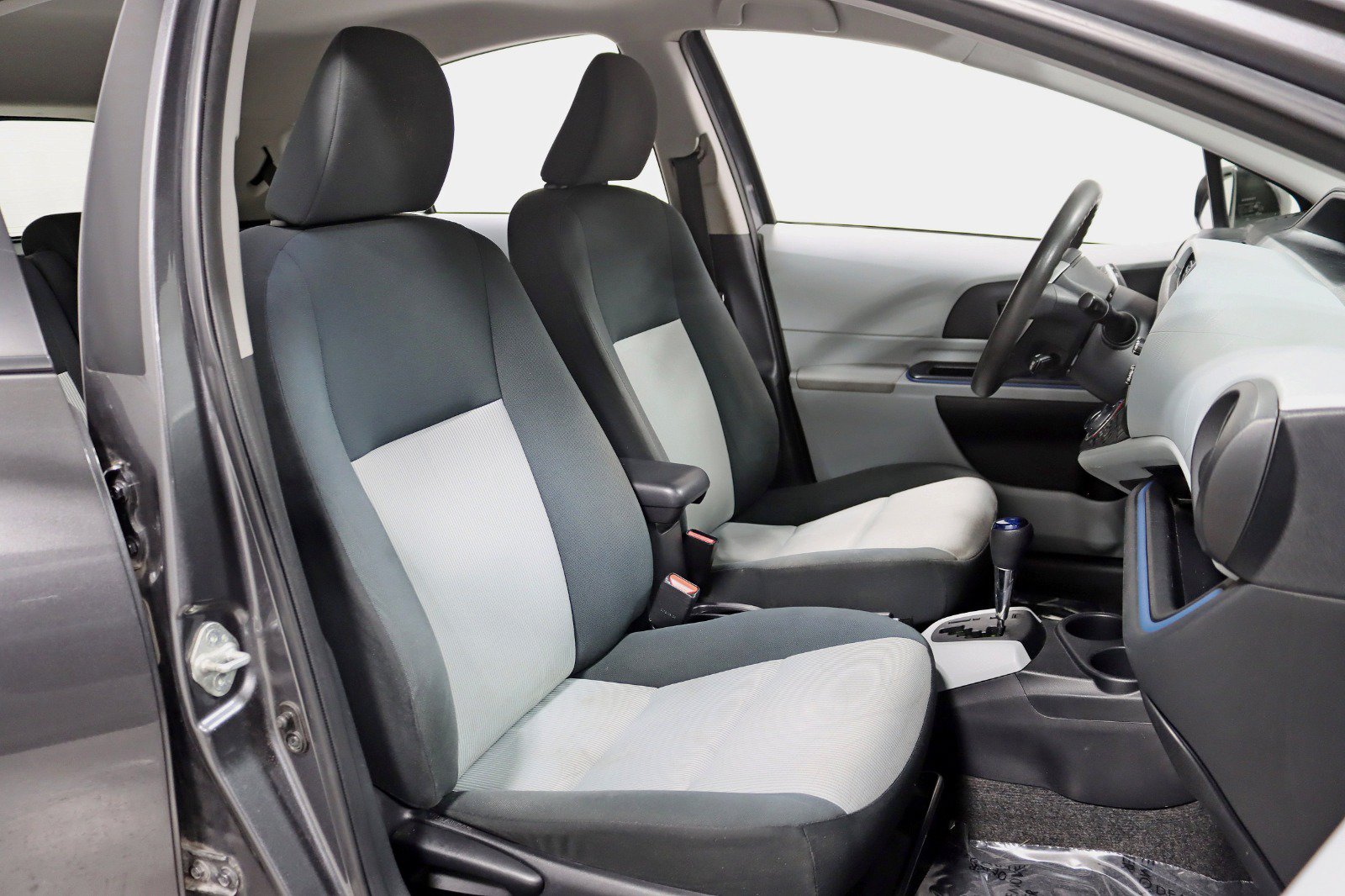 Used 2012 Toyota Prius C Three FWD image 22