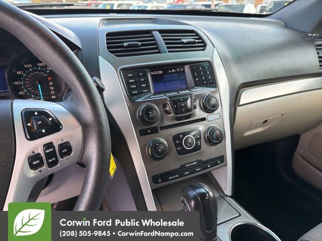 Used 2013 Ford Explorer 4WD w/ Class III Trailer Tow Pkg image 18