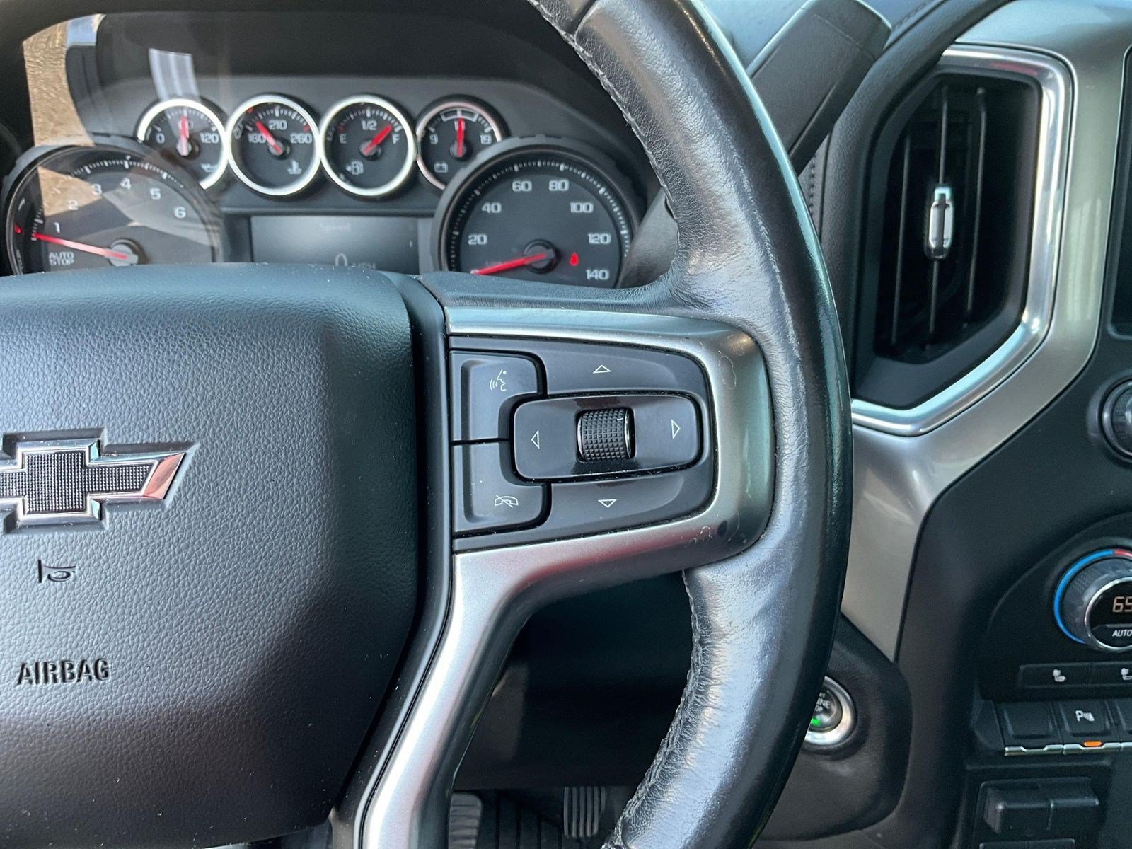 Used 2020 Chevrolet Silverado 1500 LT Trail Boss AWD/4WD image 11