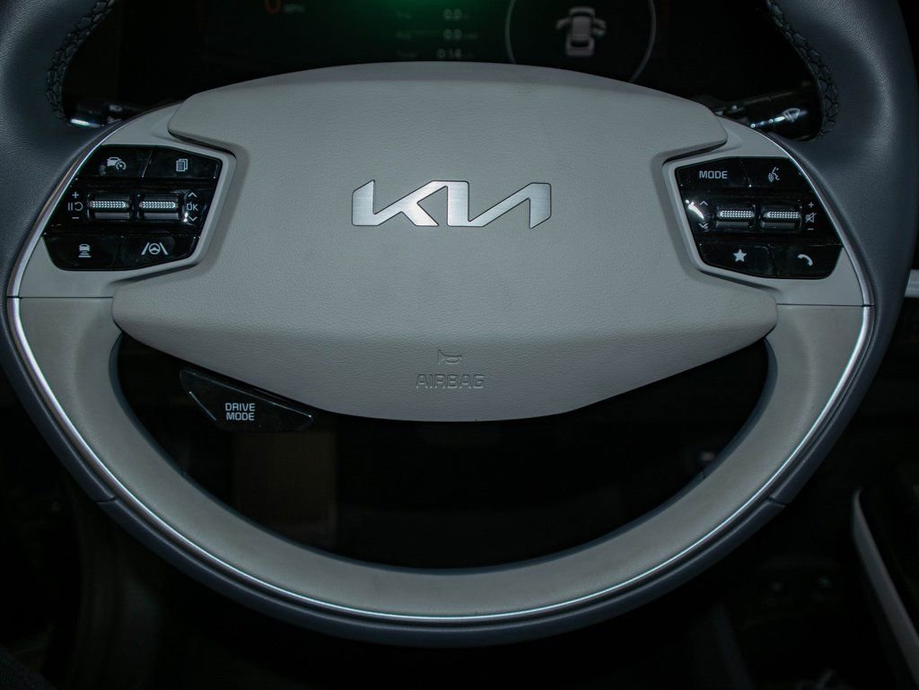 New 2023 Kia EV6 Wind AWD/4WD image 12