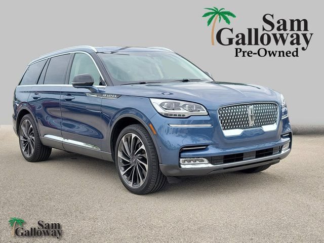 Certified 2020 Lincoln Aviator Reserve w/ Equipment Group 202A AWD/4WD image 1