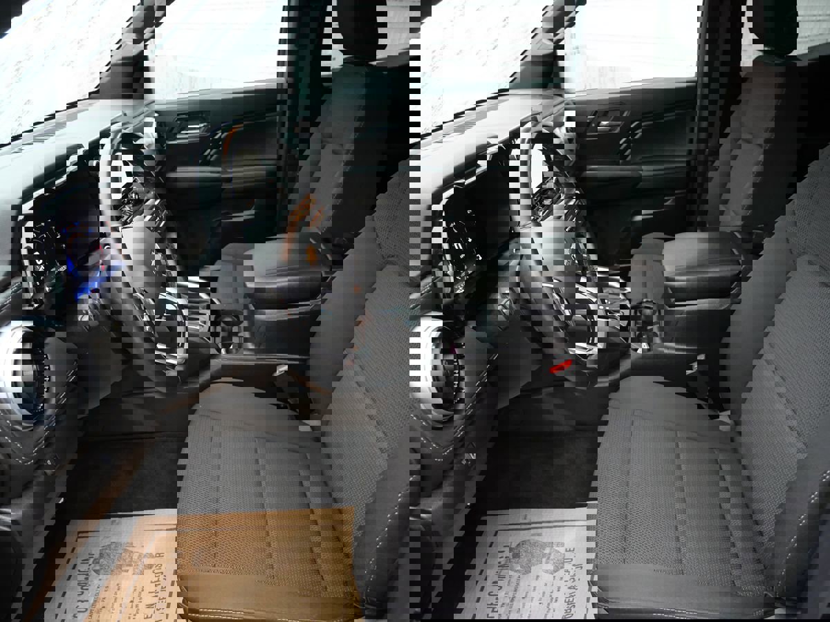 Used 2023 Chevrolet Colorado LT w/ LT Convenience Package image 10