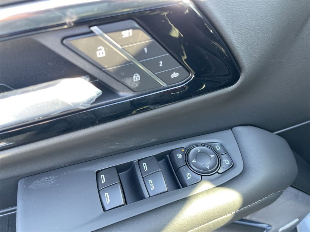 New 2026 Chevrolet Suburban LT w/ Comfort Package image 13