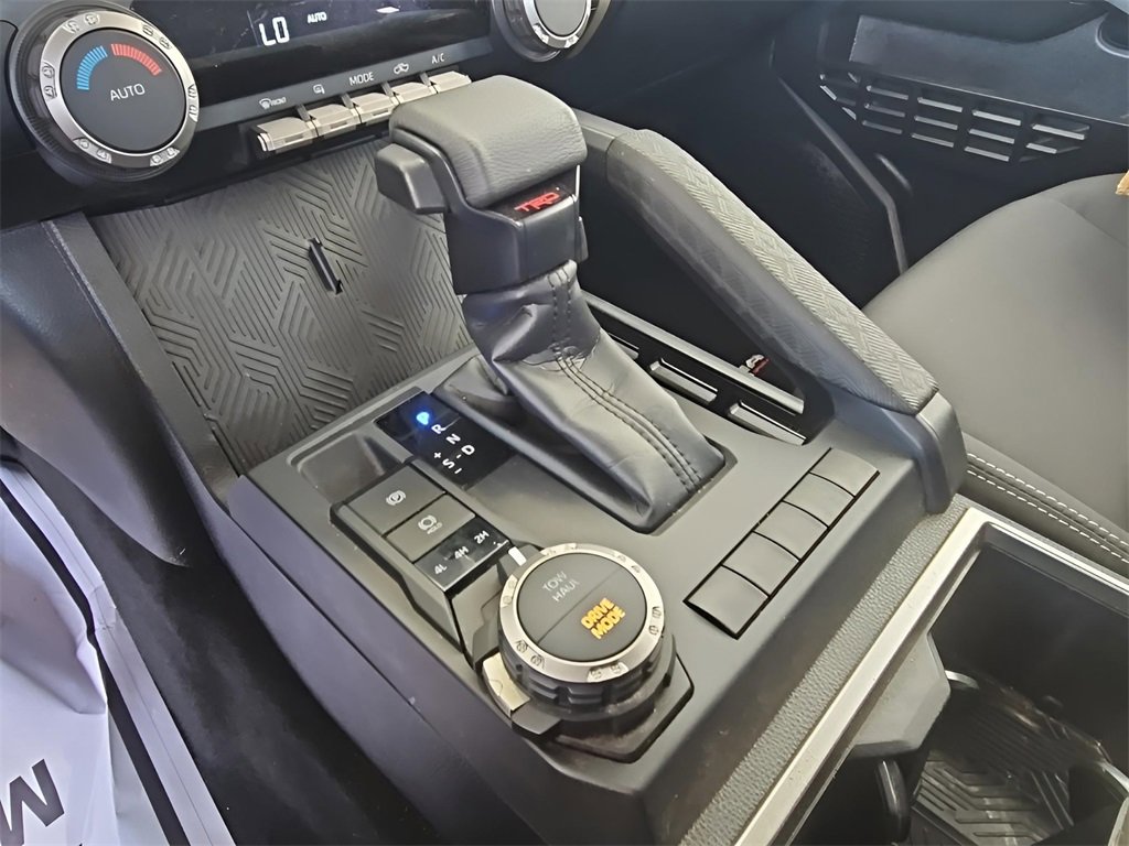 Used 2025 Toyota Tacoma 4x4 Double Cab Hybrid image 37