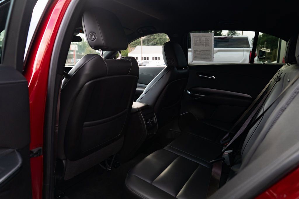 Used 2023 Cadillac XT4 Premium Luxury image 20