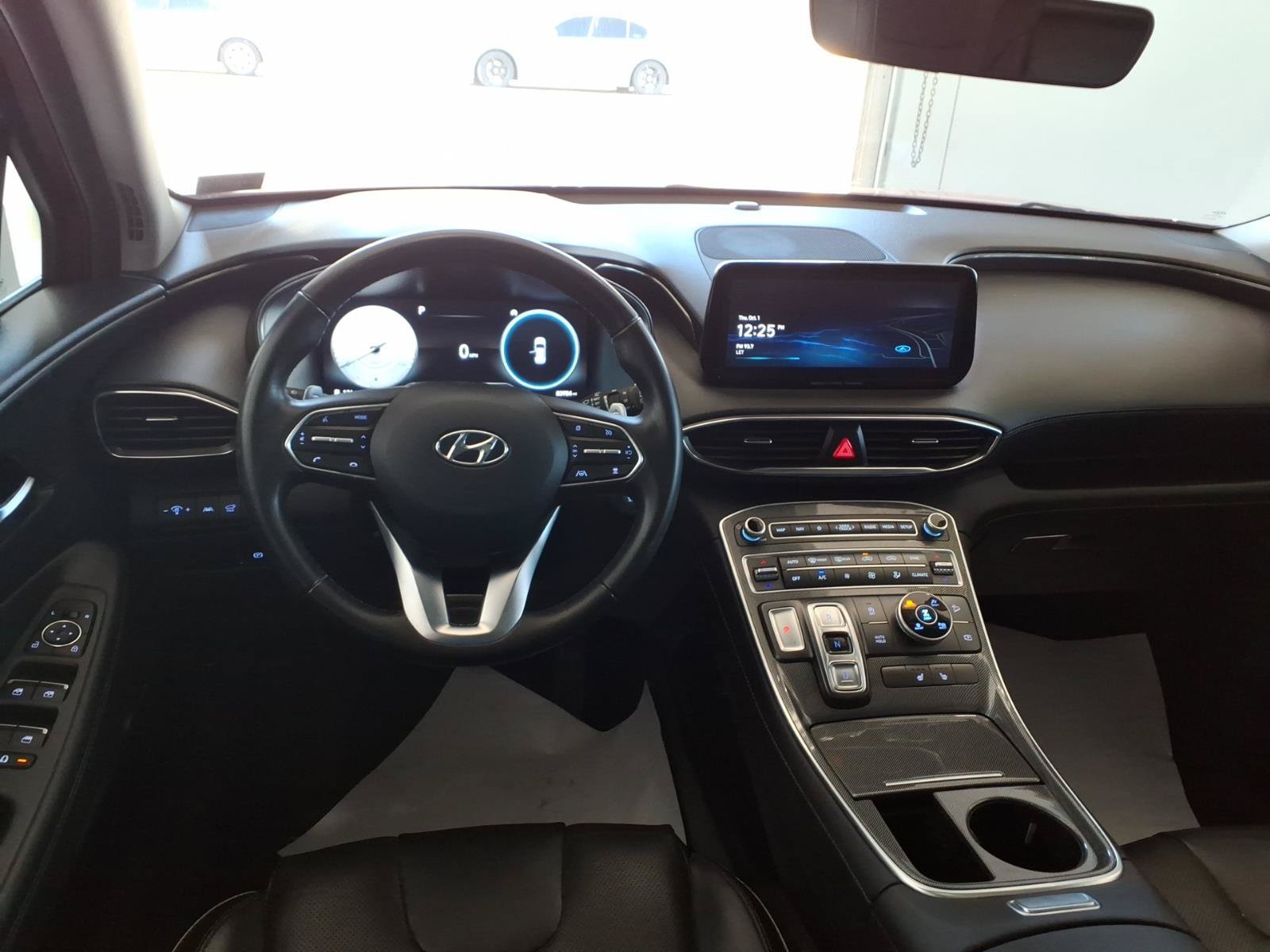 Used 2022 Hyundai Santa Fe SEL w/ Convenience + Premium Package AWD/4WD image 15